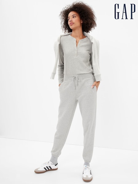 Gap Light Grey Vintage Arch Logo Fleece-Lined Joggers (K41226) | £30