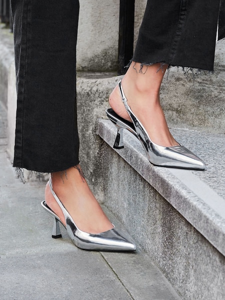 Linzi Silver Presley Stiletto Pointed Court Heels (K81771) | £36