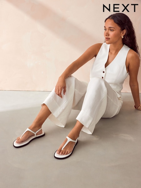 White Forever Comfort® Standard/Wide Fit Toe Thong Leather Sandals (K88565) | £35