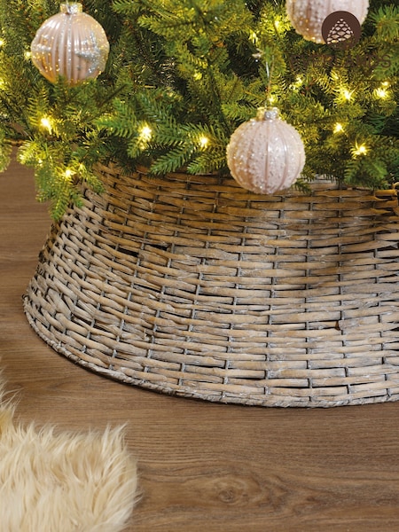 Everlands 70cm Collapsable Wicker Christmas Tree Skirt