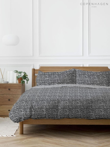 Copenhagen Home Black Arri Duvet Cover and Pillowcase Set (M75231) | £15 - £25