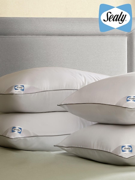 Sealy Set of 4 Anti Allergy Pillows (M80813) | £33