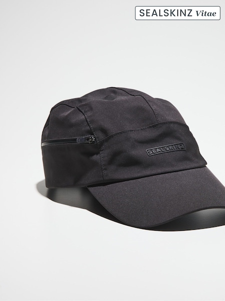 Sealskinz Scole Waterproof Zipped Pocket Cap (N05557) | £35