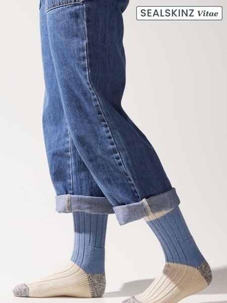 Sealskinz Womens Cawston Bamboo Mid Length Colour Blocked Socks (N05584) | £5.50