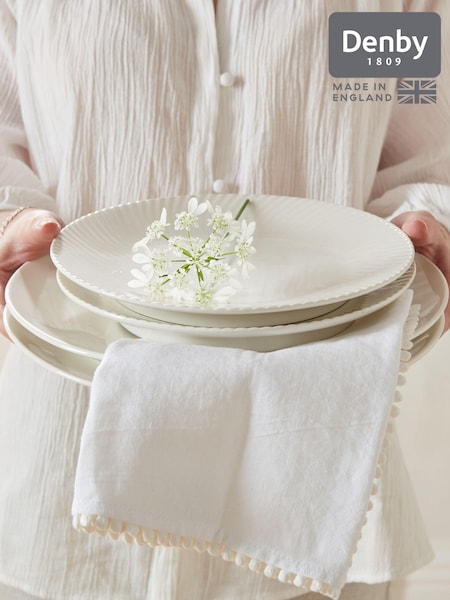 Denby White Porcelain Arc Set of 4 Medium Plates (N13803) | £57