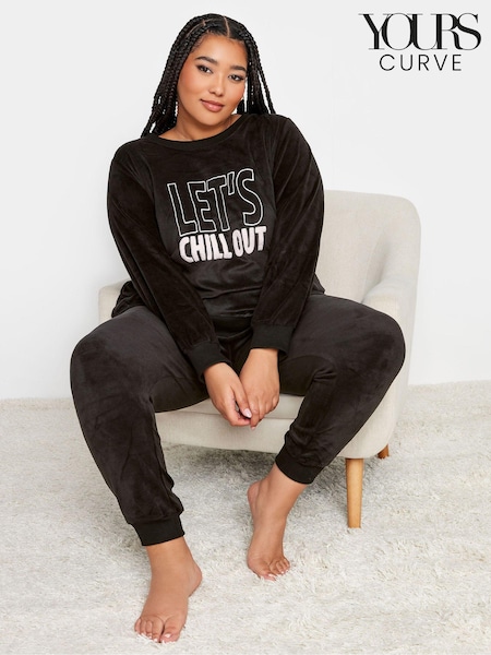 Yours Curve Black Lets Chill Out Fleece Loungewear Set (N34277) | £31