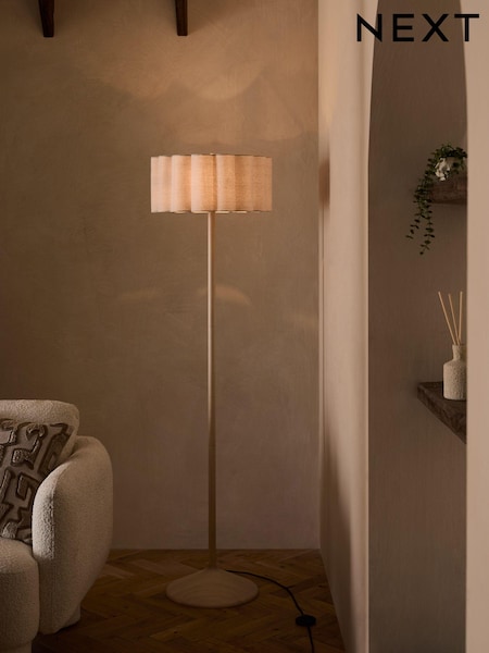 Natural Larson Floor Lamp (N39664) | £199