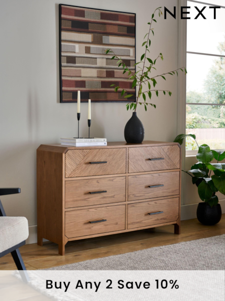 Dark Natural Ellis Oak Wood Chest of Drawers (N43848) | £625