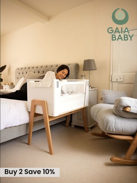 Gaia Baby White Hera Bedside Scandi Crib (N45921) | £300