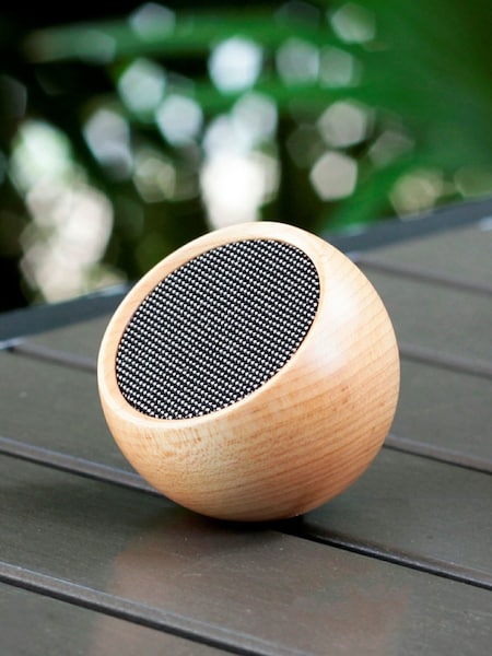 Gingko Maple Tumbler Selfie Bluetooth Speaker (N48672) | £40
