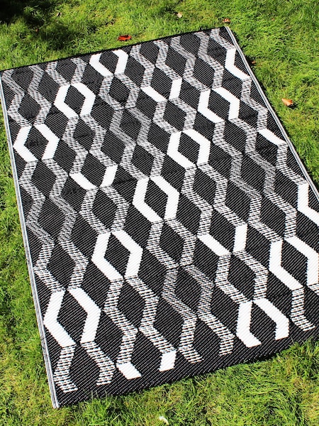 Fusion Black Rico Outdoor UV Resistant Outdoor Rug (N71093) | £18