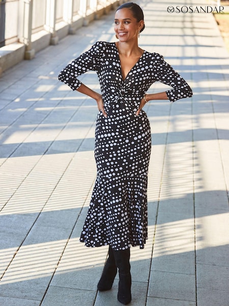 Sosandar Black Twist Front Ruched Sleeve Fit & Flare Dress (N71213) | £69