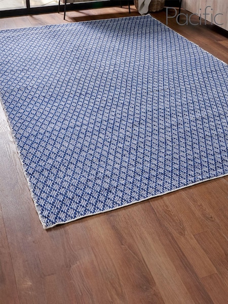Pacific Blue/White Garden Ikat Design Rectangular Rug (N75255) | £180