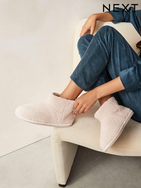 Cream Borg Boot Slippers (N96028) | £22