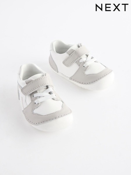 White/Neutral Standard Fit (F) Crawler Shoes (Q48612) | £26