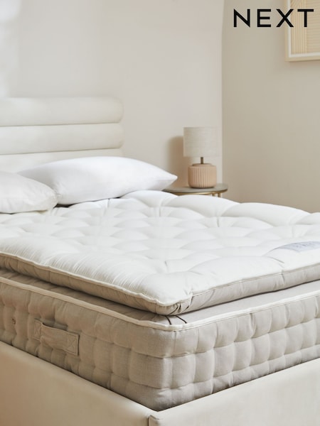 4400 Pocket Sprung Splendor Handmade Firm Mattress with Pillow Top (Q53670) | £950 - £1,150