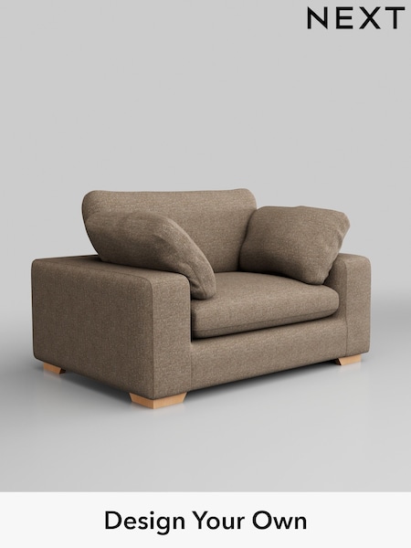 Chunky Boucle Easy Clean/Mid Natural N. Premium The Snuggle Grand (Q61892) | £1,599