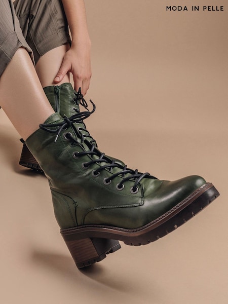 Moda In Pelle Bellzie Lace Up Leather Ankle Boots (Q75202) | £139
