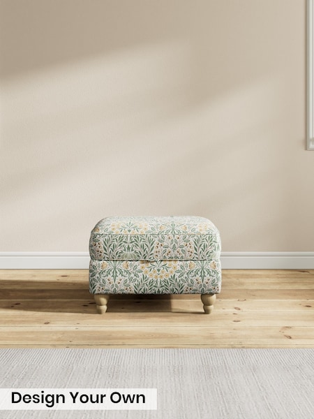 Daisy and Oak by Morris and Co/Thyme Green - Ashford