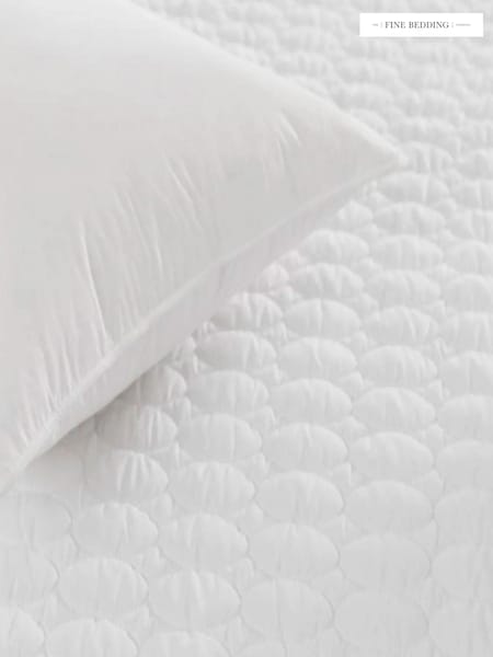 Fine Bedding Company Luxury Quilted Waterproof Mattress Protector (Q88988) | £42 - £60