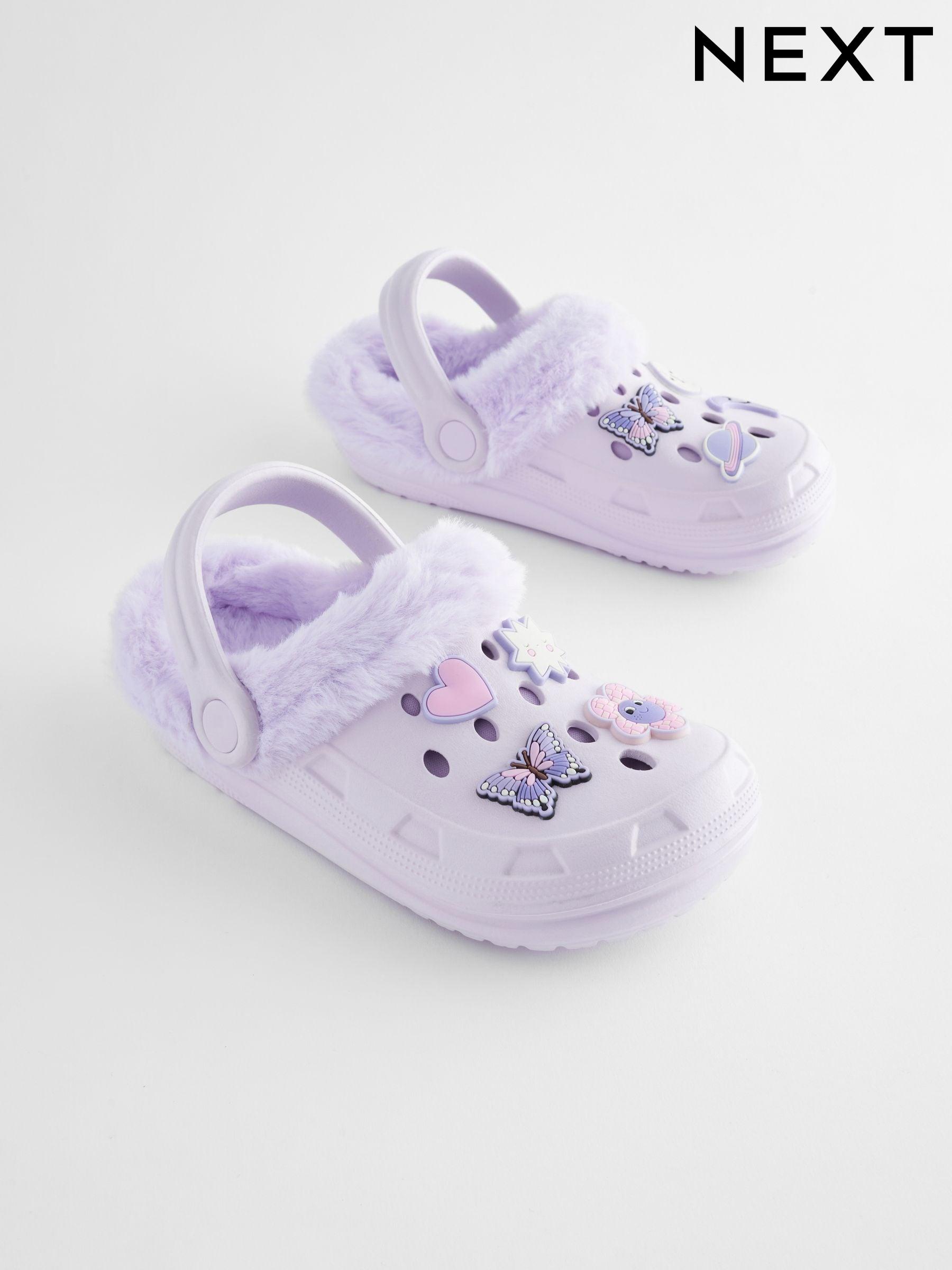 Trending slippers for girls clearance