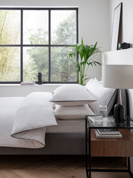 Sleep Retreat White Fiji 100% Cotton Duvet Cover Set (Q97792) | £45 - £60