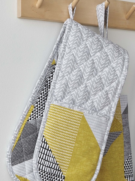 Catherine Lansfield Yellow Larsson Geo Double Oven Glove (T37446) | £10