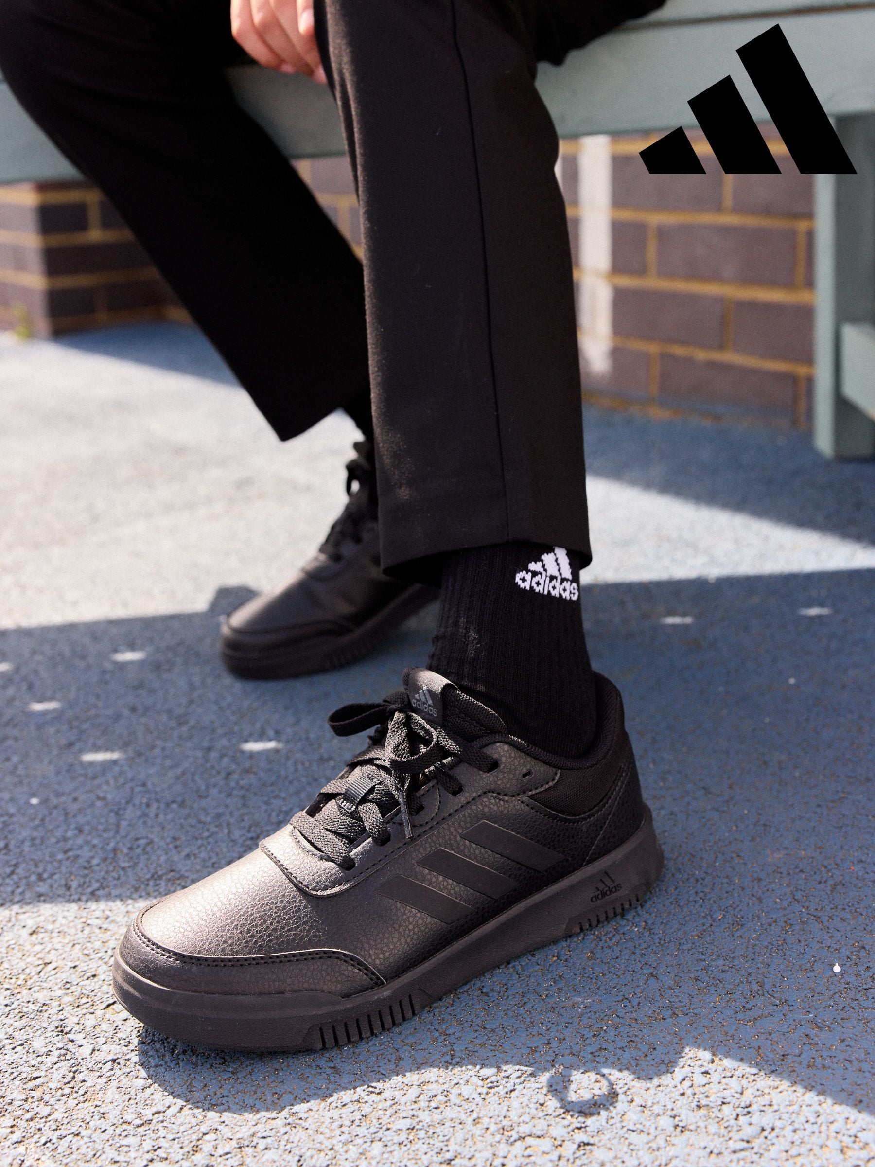 boys black adidas school shoes
