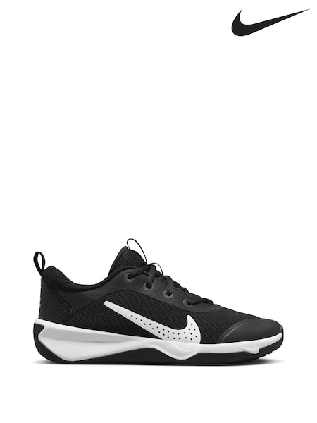 Nike Black/White Youth Omni Multi-Court Trainers (U08817) | £43