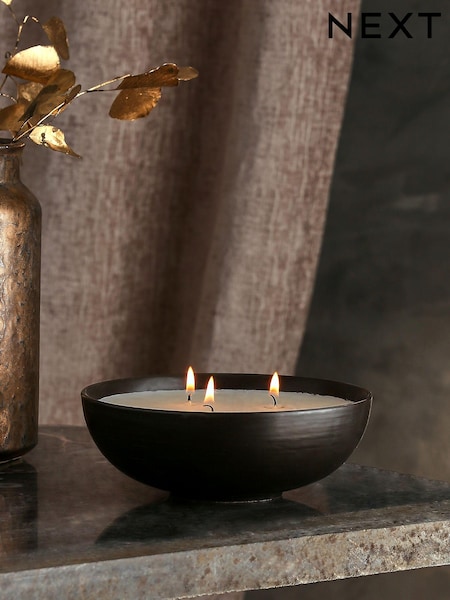 Black Lily Pomegranate and Black Lily 3 Wick Scented Candle (U13706) | £18