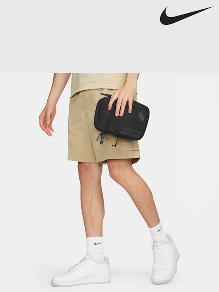 Nike Black Elemental Premium Cross-Body Bag (4L) (U47551) | £30