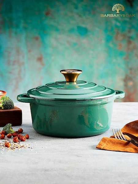 Barbary & Oak Green 20cm Foundry Round Cast Iron Casserole Pan (U61887) | £45