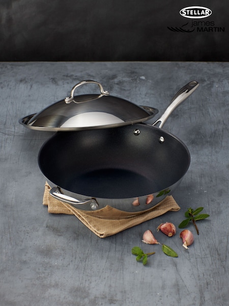 Stellar Silver 7000 Non Stick Wok 30cm (V02508) | £65