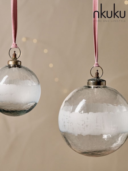 Nkuku Clear Anara Etched Christmas Baubles (V10368) | £35