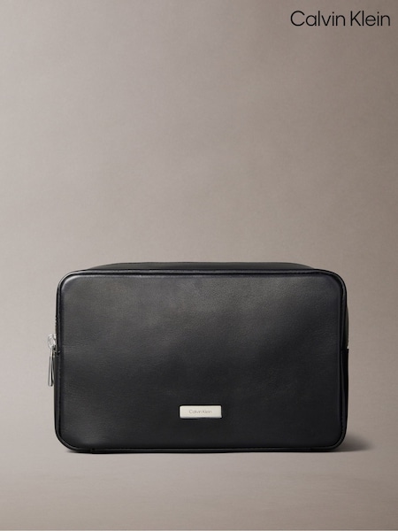 Calvin Klein Black Full Grain Leather Wash Bag (V10569) | £65