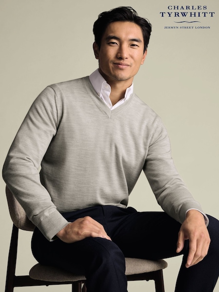 Charles Tyrwhitt Grey Pure Merino V-Neck Jumper (V13604) | £80