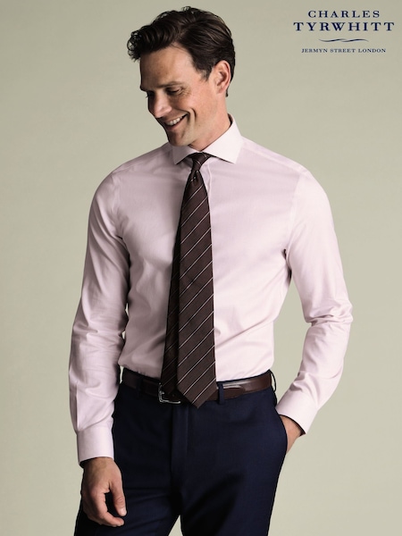 Charles Tyrwhitt Pink Fine Stripe Non-Iron Twill Cutaway Slim Fit Shirt (V13632) | £70