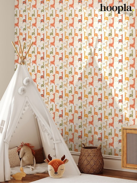 Hoopla Walls Orange Giraffe Friends 10m Wallpaper (V13706) | £35