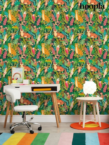 Hoopla Walls Green Animal Kingdom Print 10m Wallpaper (V13722) | £35