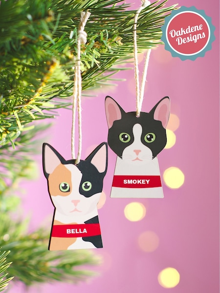 Personalised Cat Head Christmas Decoration by Oakdene (V22133) | £10