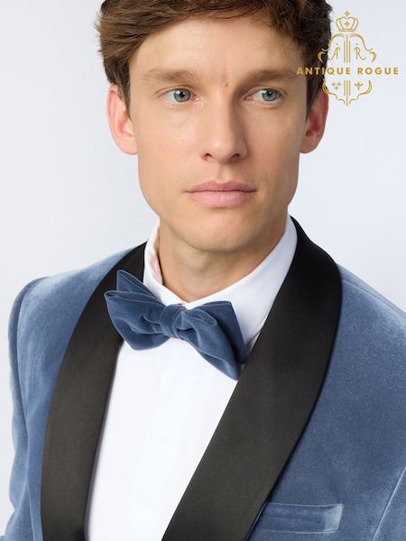 Antique Rogue Blue Velvet Bow Tie (V23346) | £20