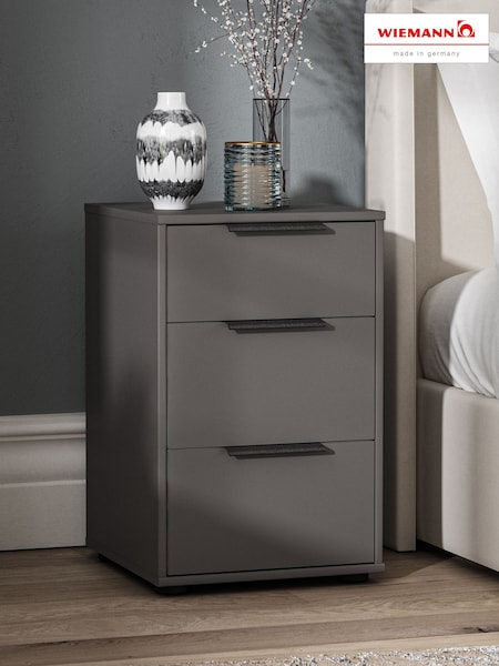 Wiemann Philadelphia 3 Drawer Bedside Table