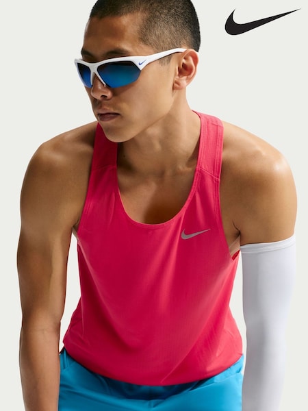 Red - Regular Nike Fast Dri-fit Running Singlet Vest