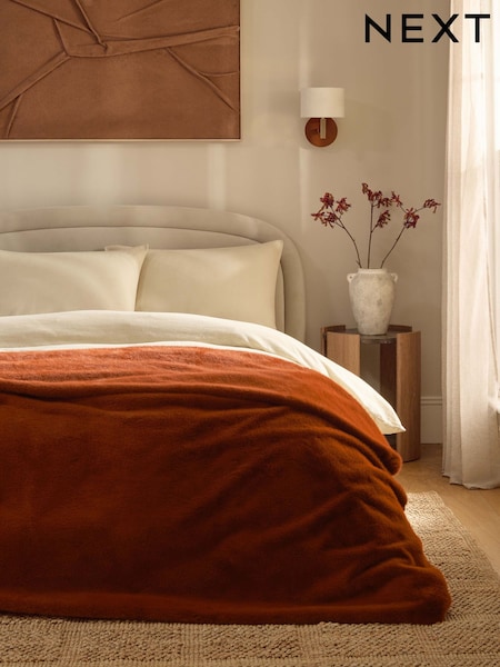 Luxe Plush Faux Fur Throw