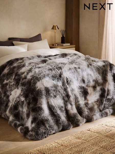 Loulou Faux Fur Throw