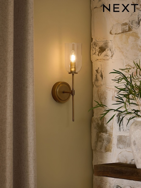 Virginia Wall Light