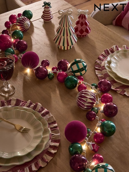 Light Up Christmas Bauble Garland