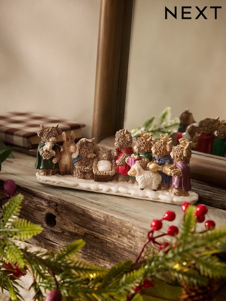 Hamish Christmas Scene Ornament
