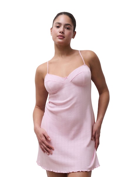 Chantelle Lovie Short Petal Blush White Nightdress (V67732) | £42