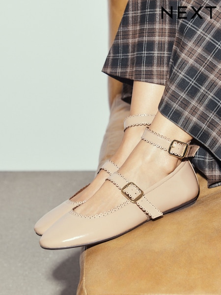 Camel - Forever Comfort® Leather Scallop Mary Jane Shoes